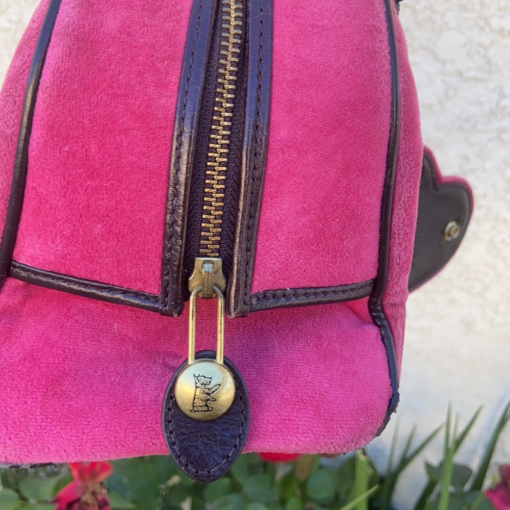 Juicy Couture Y2K PINK Velour REGAL COUTURE Bowler Bag RARE VINTAGE 2000’s - Picture 15 of 16